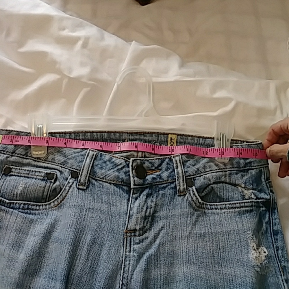 American Rag Bootcut Jeans - Picture 6 of 6